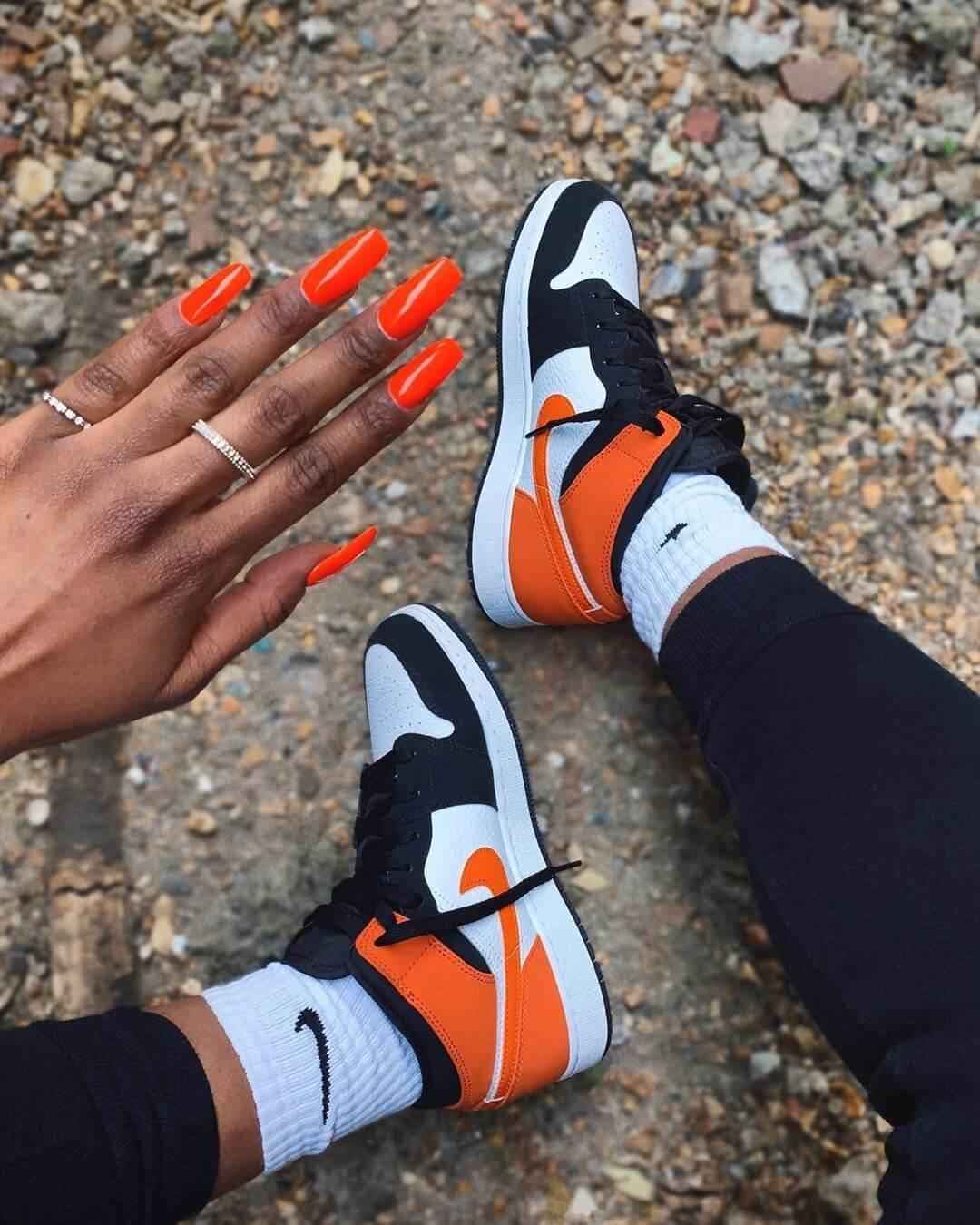 Custom Air Jordan 1 Shattered Backboard White Toe Sneakers