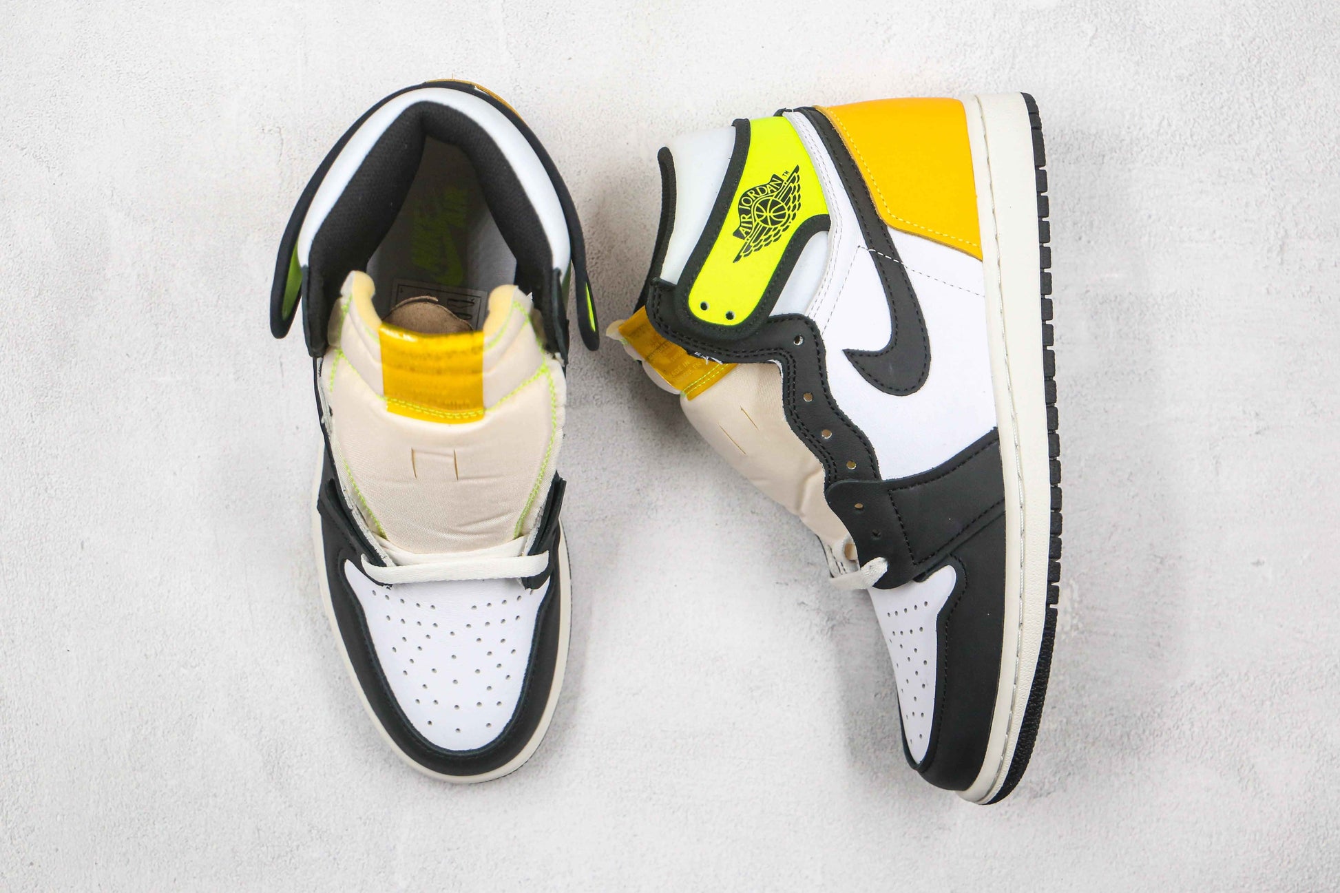 Custom Air Jordan 1 Vlot Gold High Q