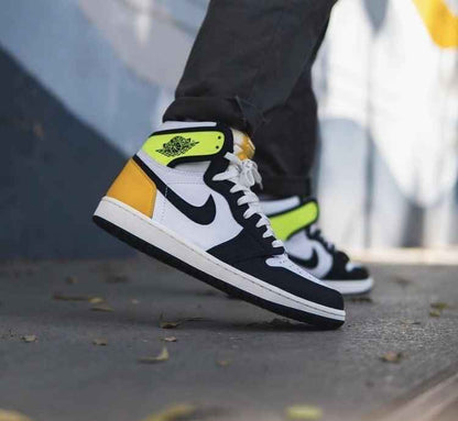 Custom Air Jordan 1 Vlot Gold High Q