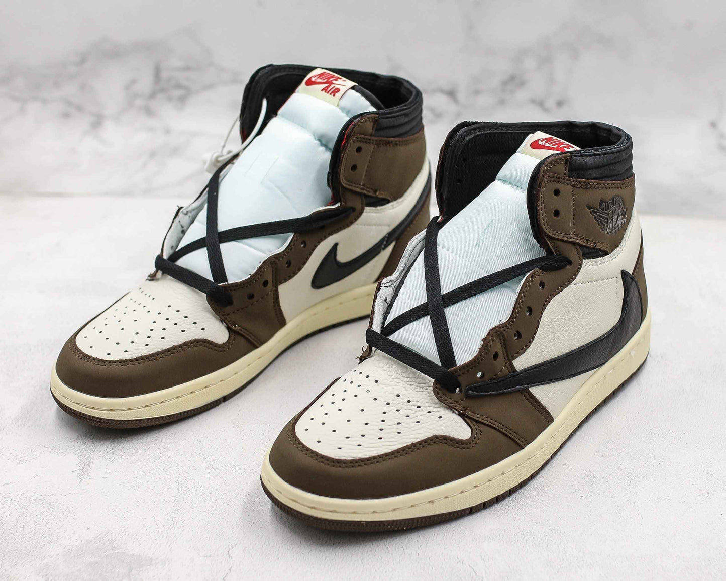 Custom Air Jordan 1 x Travis Scott AJ1