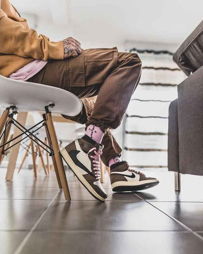 Custom Air Jordan 1 x Travis Scott AJ1