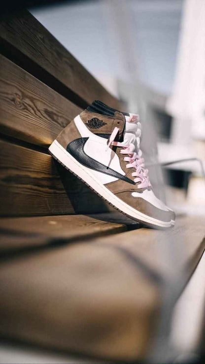 Custom Air Jordan 1 x Travis Scott AJ1
