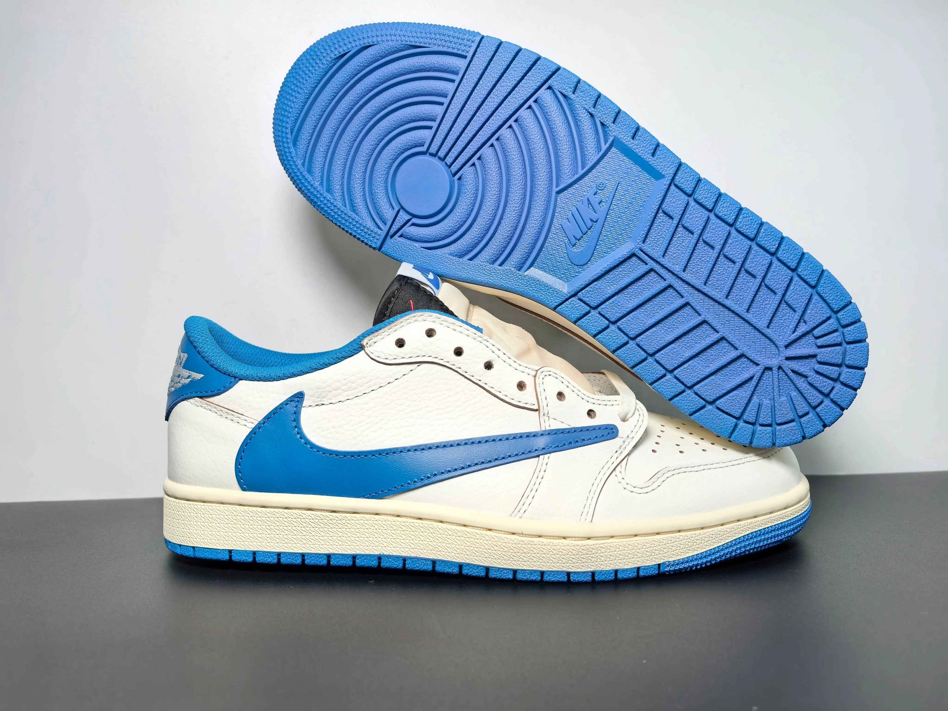 Custom Air Jordan 1 x Travis Scott x Fragment Design DM7866-104