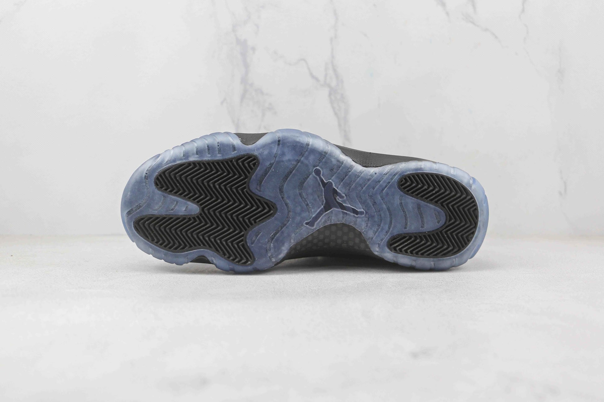 Custom Air Jordan 11 Cap and Gown AJ11