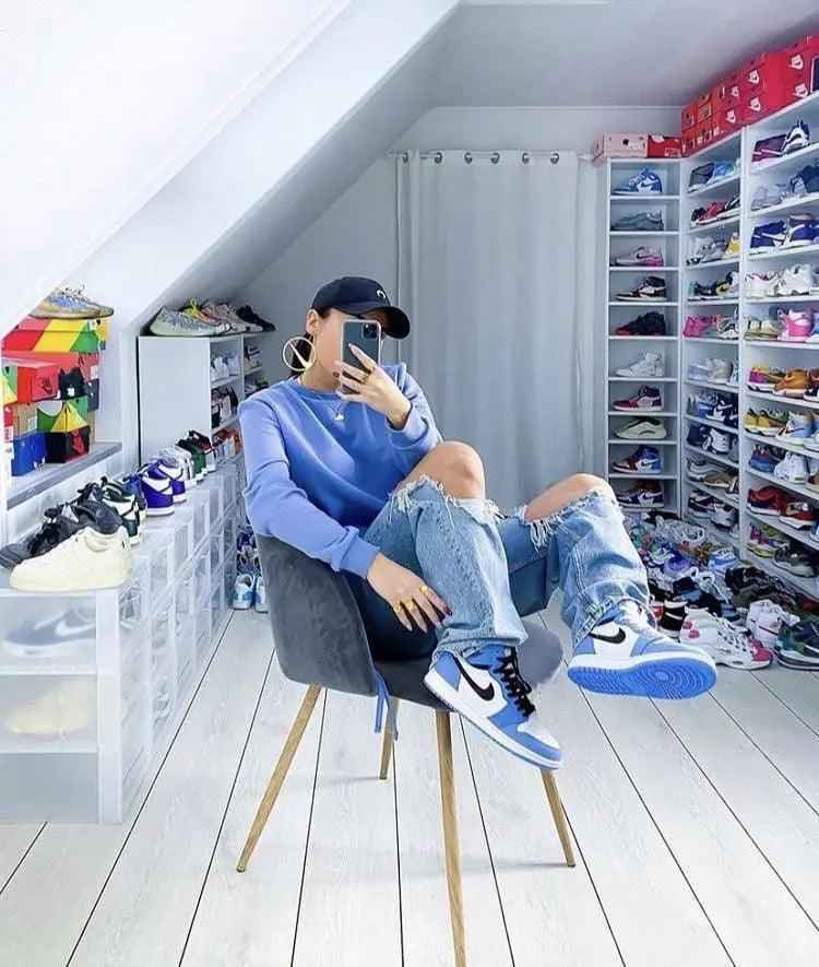 Custom Blue Black White Jordan 1 High Q