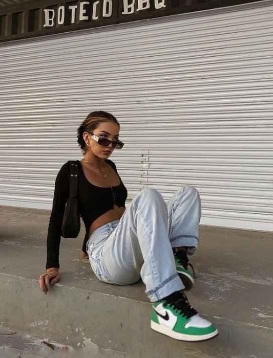 Custom GREEN Jordan 1 High Q