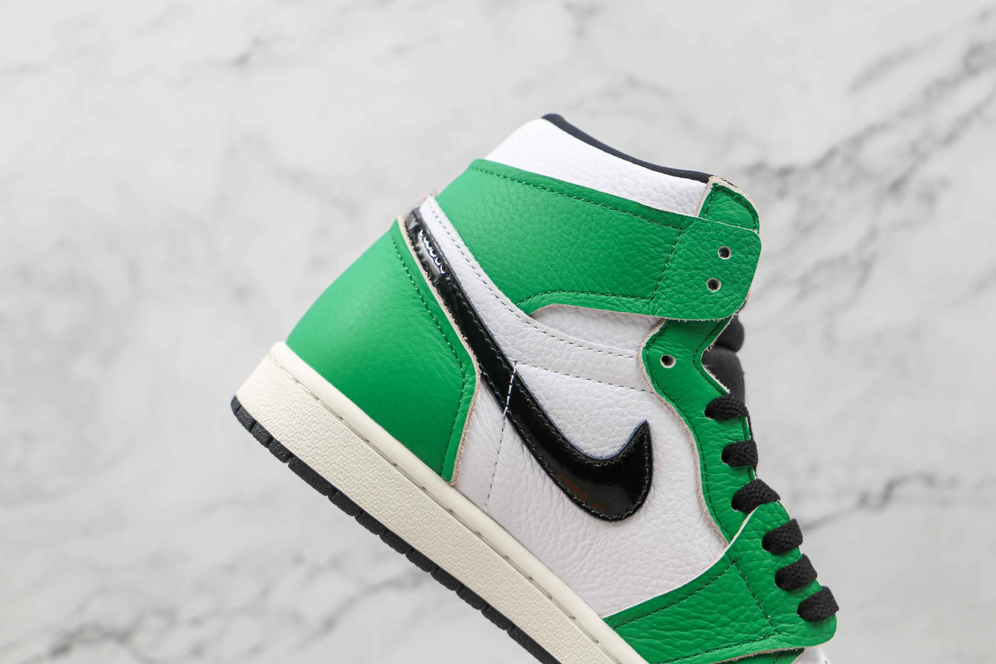 Custom GREEN Jordan 1 High Q