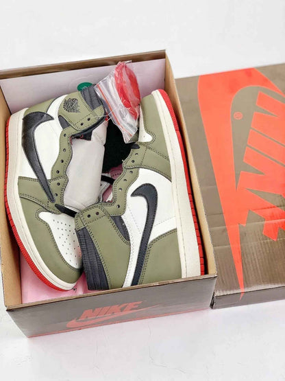 Custom GREEN T-Scott Fragment x Air Jordan 1 High Q Sneakers - Cactus Jack Style with Custom Box