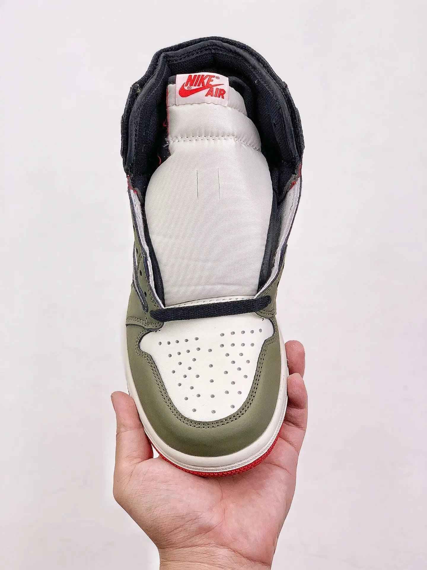 Custom GREEN T-Scott Fragment x Air Jordan 1 High Q Sneakers - Cactus Jack Style with Custom Box