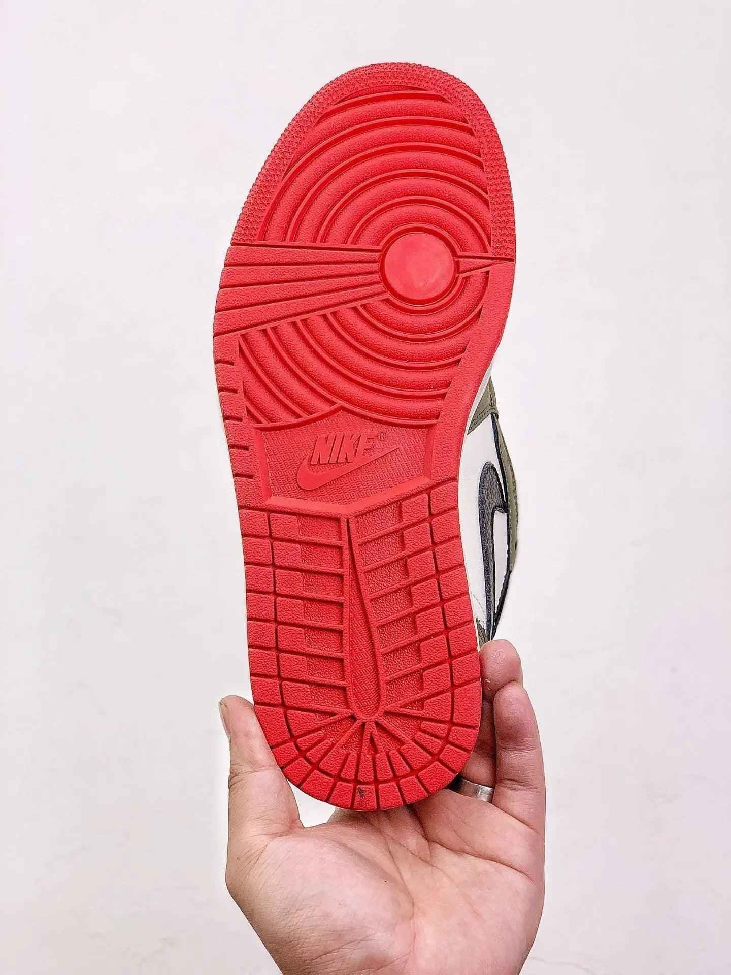 Custom GREEN T-Scott Fragment x Air Jordan 1 High Q Sneakers - Cactus Jack Style with Custom Box