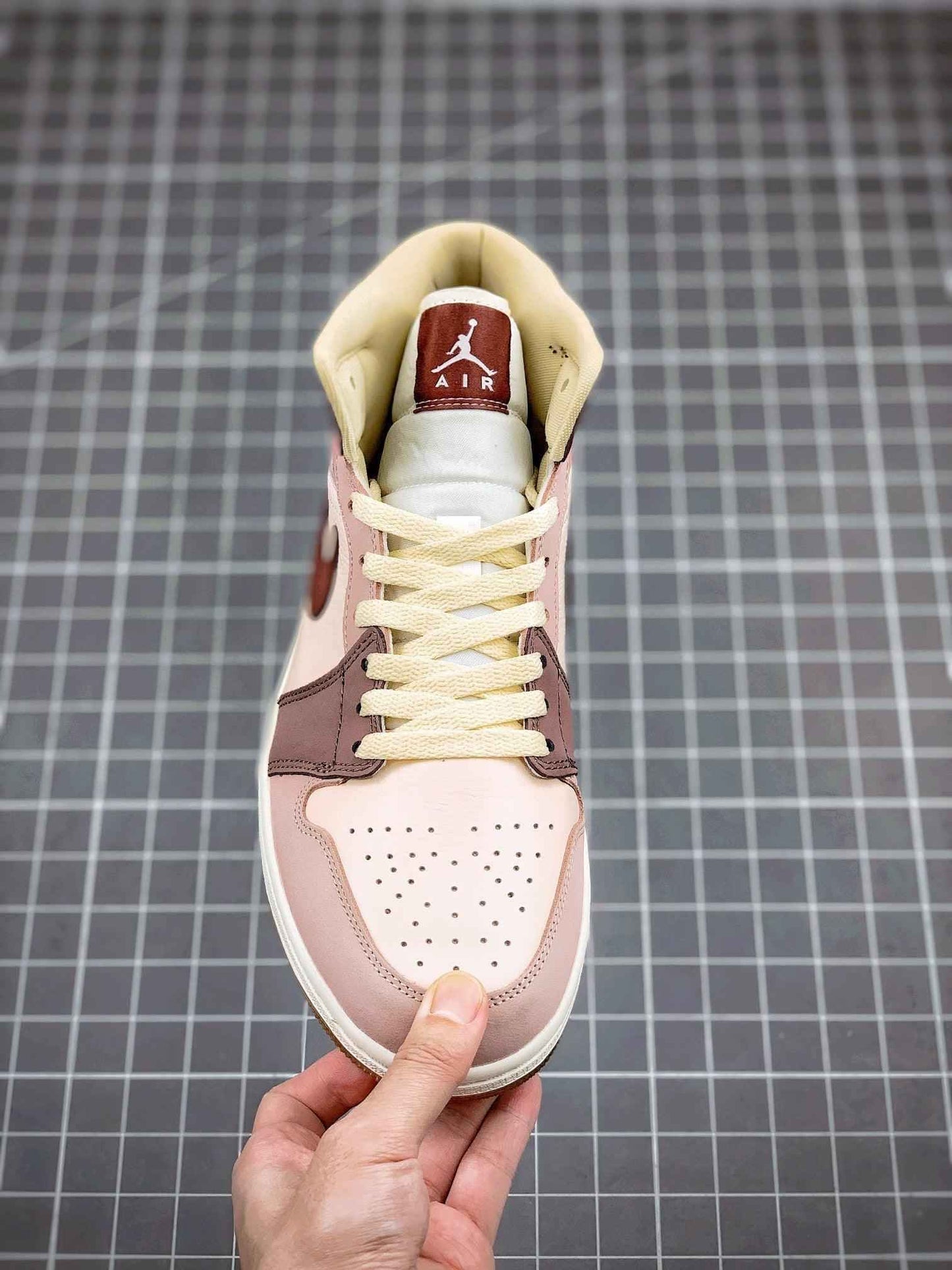 Custom Jordan 1 Mid SE Dark Pony Smoky Mauve DO7440-821 - Jordan 1 Mid Dark Pony Smoky