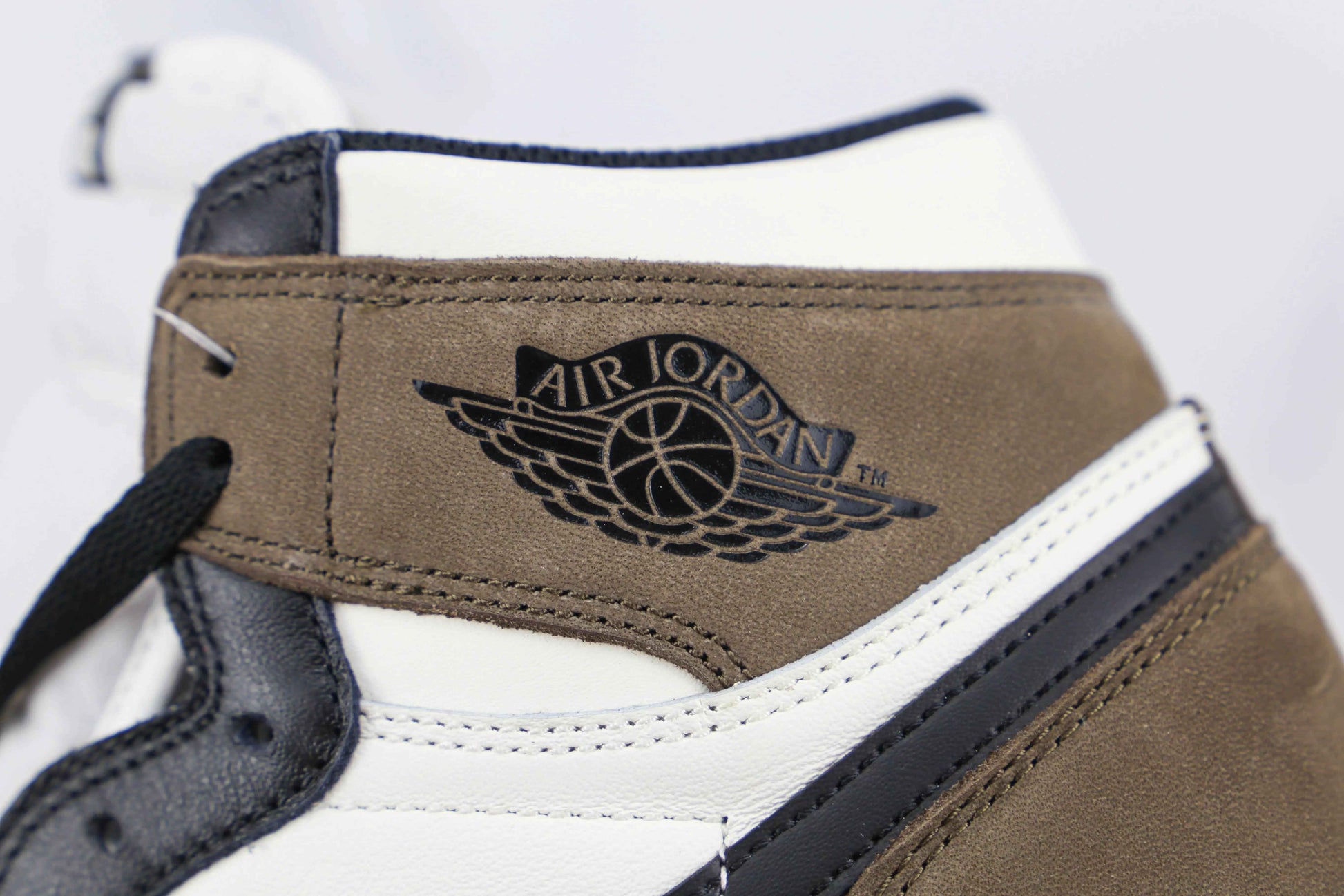 Custom Jordan 1 Retro High Dark Mocha - High Quality Sneakers
