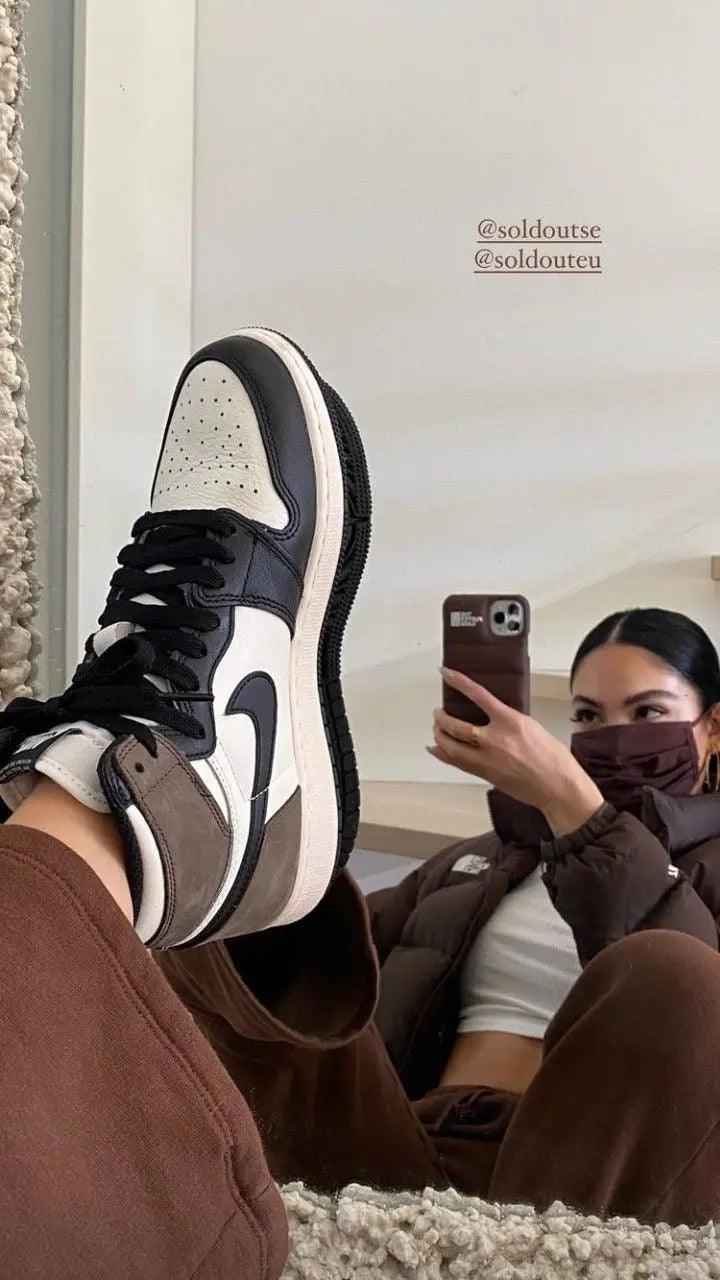 Custom Jordan 1 Retro High Dark Mocha - High Quality Sneakers