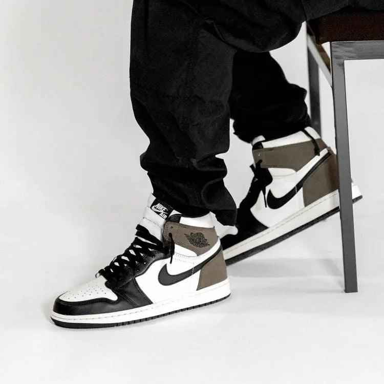 Custom Jordan 1 Retro High Dark Mocha - High Quality Sneakers