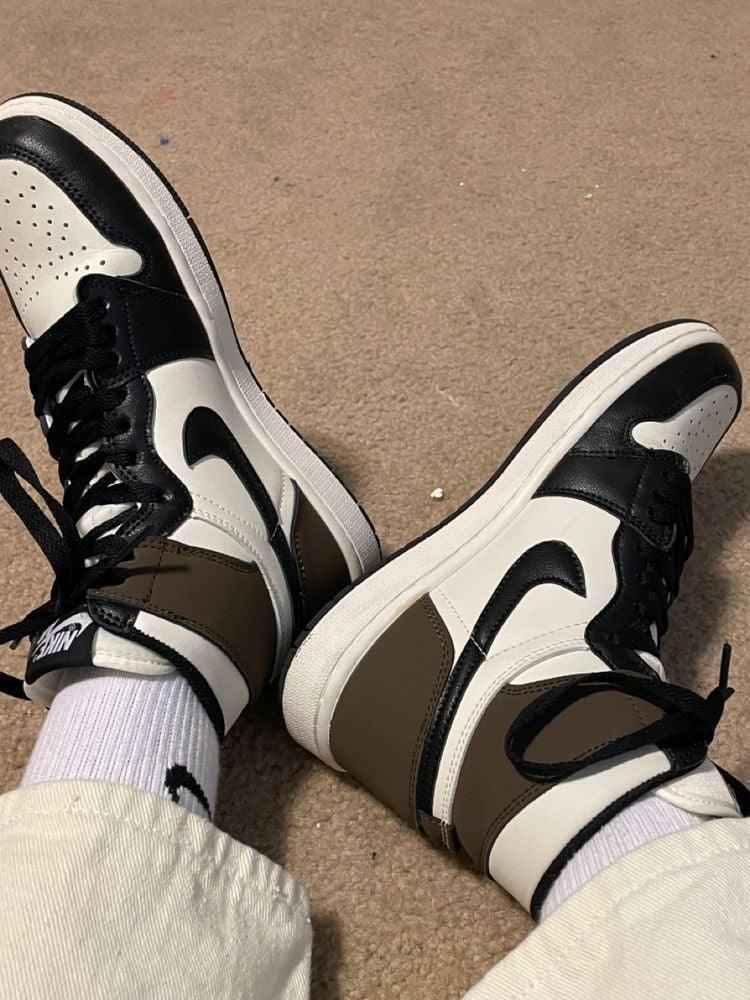 Custom Jordan 1 Retro High Dark Mocha - High Quality Sneakers