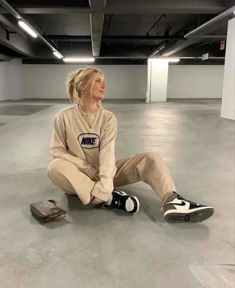 Custom Jordan 1 Retro High Dark Mocha - High Quality Sneakers