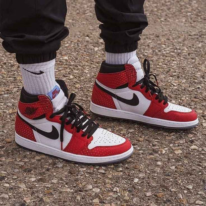 Custom RED Black White Jordan 1 CHICAGO Sneakerhypes