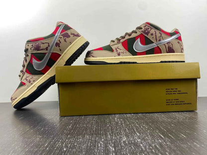 Custom SB Dunk Low “Freddy Krueger”