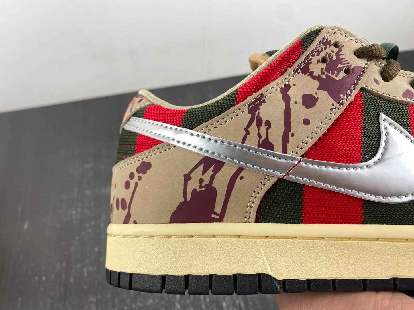 Custom SB Dunk Low “Freddy Krueger”
