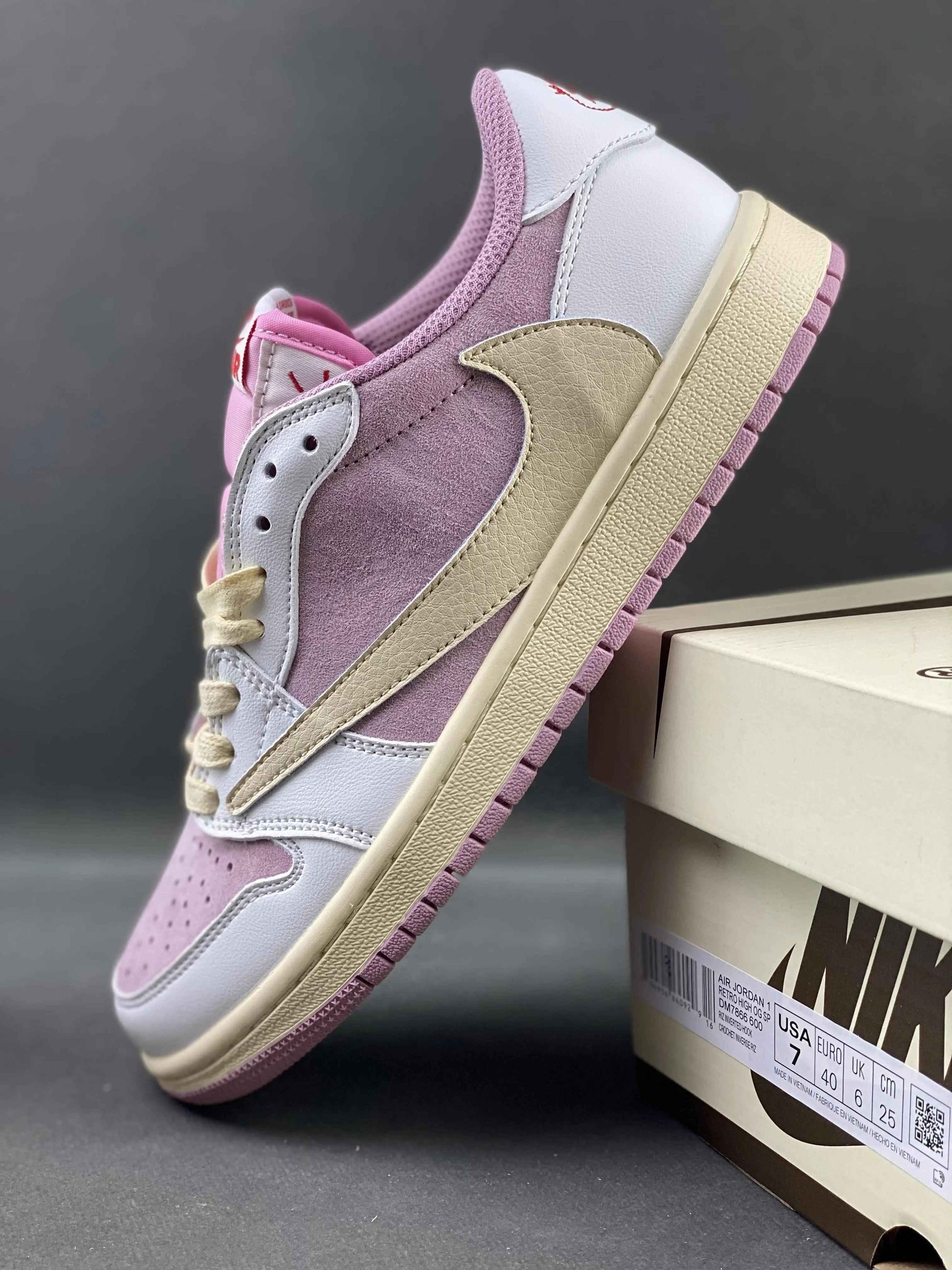 Custom Travis Scott x Air Jordan 1 DM7866-600