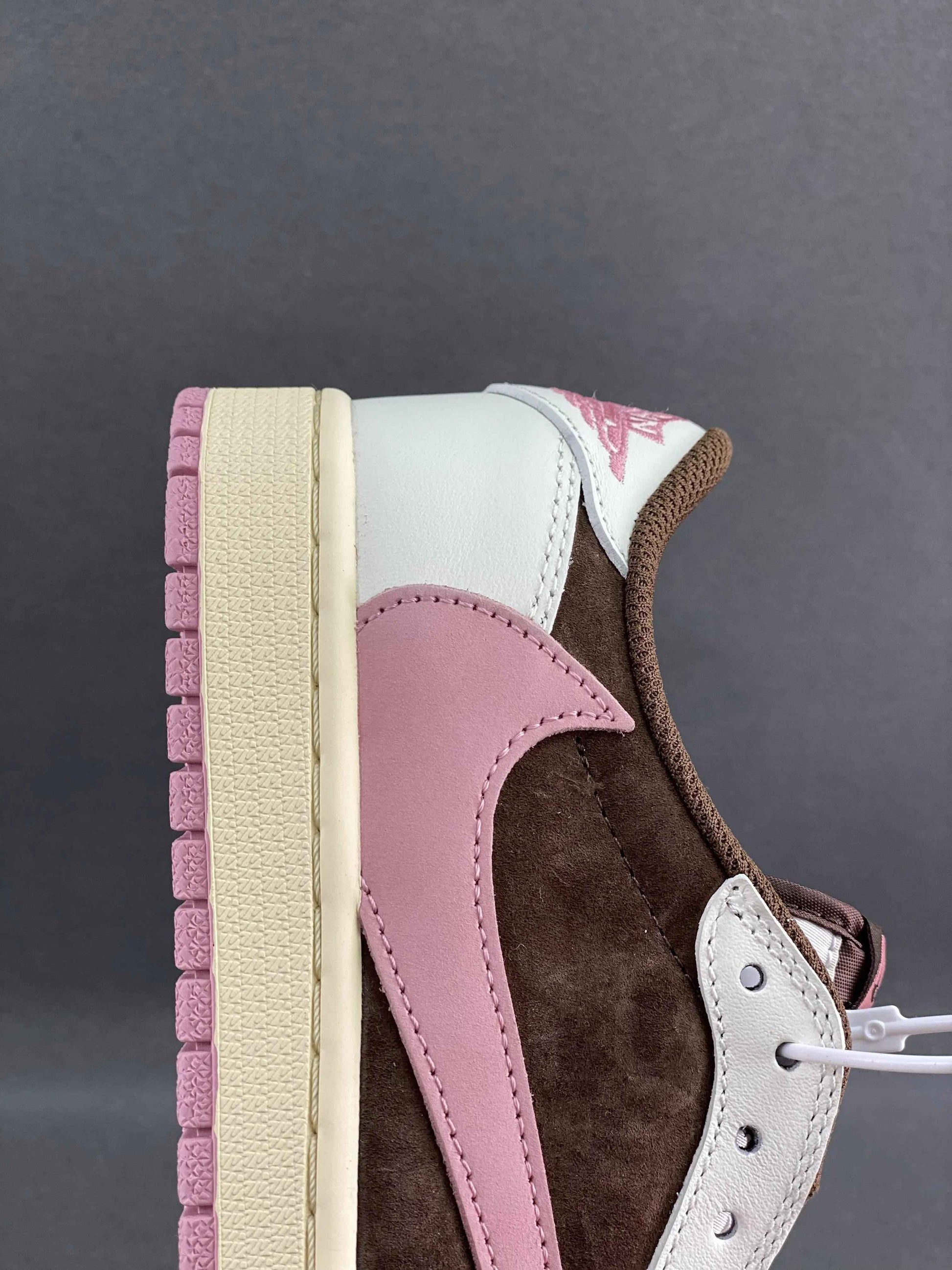 Custom Travis Scott x Air Jordan 1 Low DX4131-206