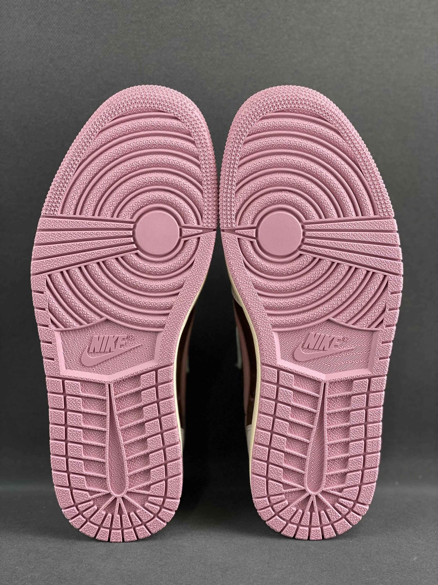 Custom Travis Scott x Air Jordan 1 Low DX4131-206