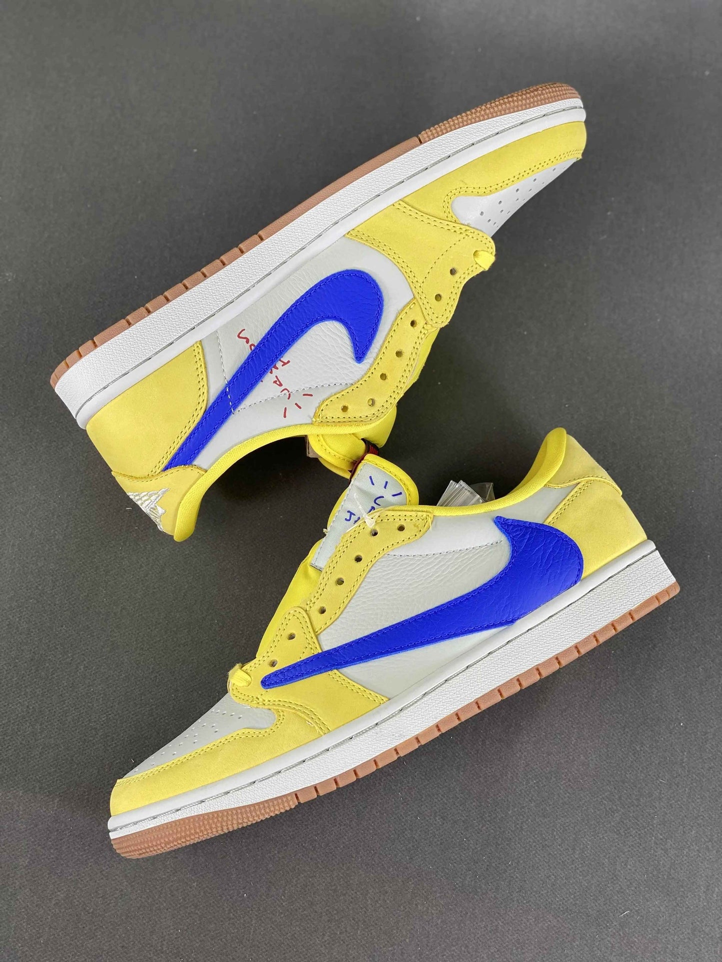Custom Travis Scott x Air Jordan 1 Low “Canary” DZ4137-700
