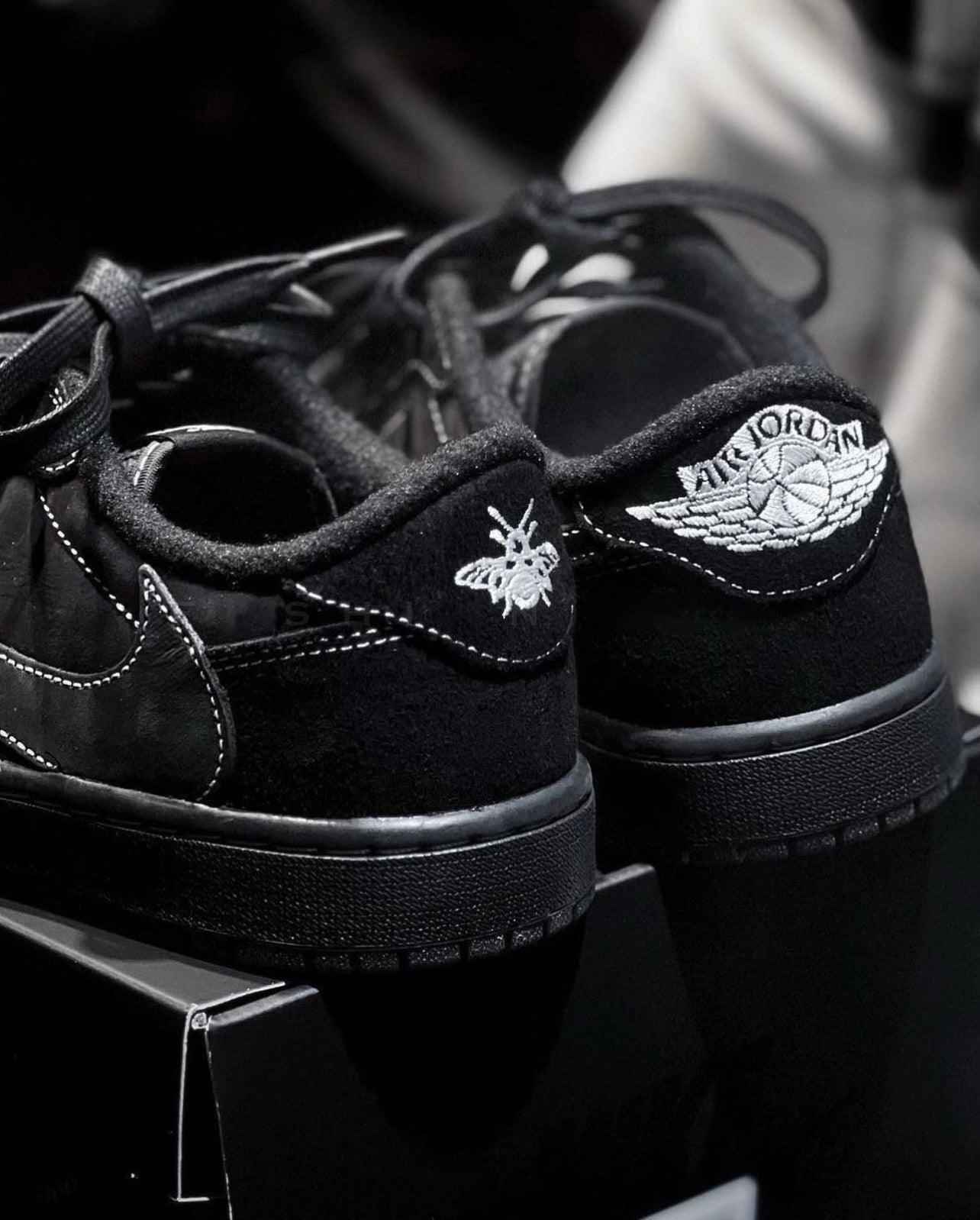 Custom Travis Scott x Fragment x Air Jordan 1 Low DM7866-001 - Exclusive Travis Scott Air Jordan 1 Low Edition