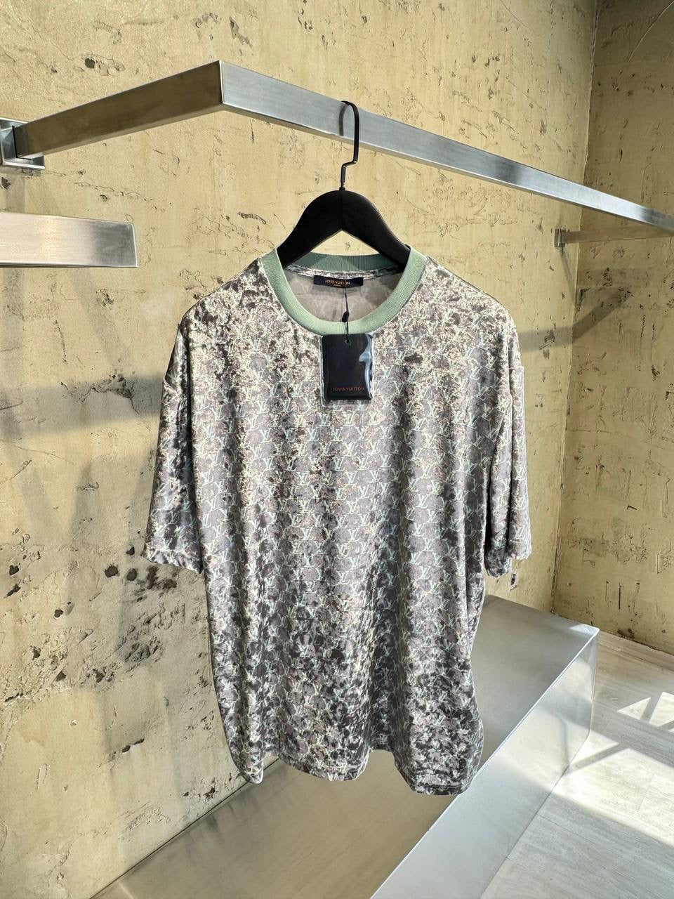 Louis Vuitton Velvet Oversize T-shirt 002 1984