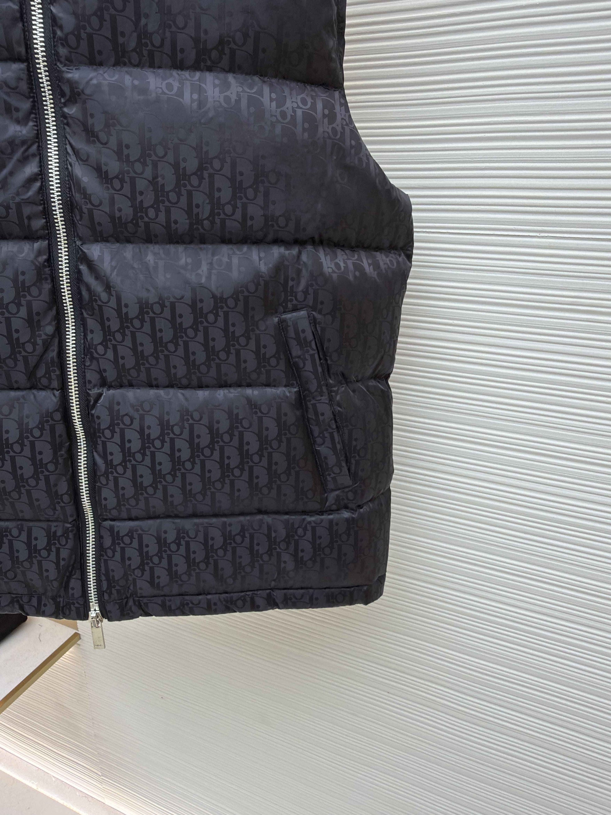 Dior Oblique Black Technical Jacquard Down Vest
