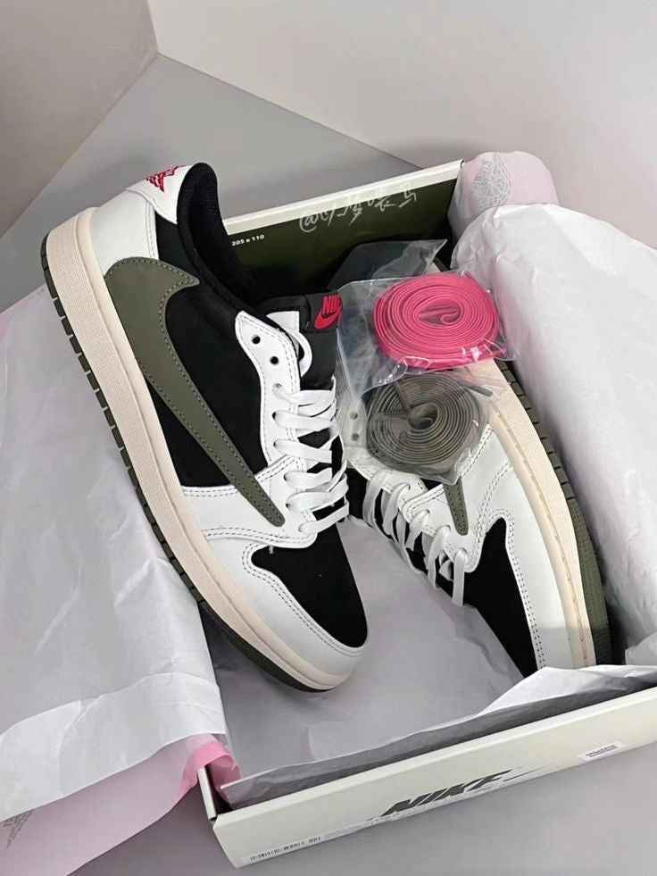 Custom Travis Scott x Fragment x Air Jordan 1 Low DZ4137 106 - Exclusive Travis Scott Air Jordan 1 Low Release