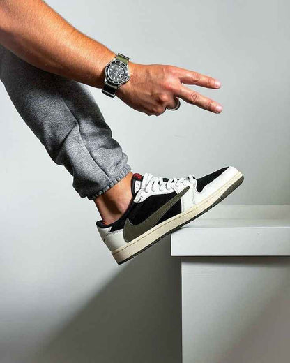 Custom Travis Scott x Fragment x Air Jordan 1 Low DZ4137 106 - Exclusive Travis Scott Air Jordan 1 Low Release