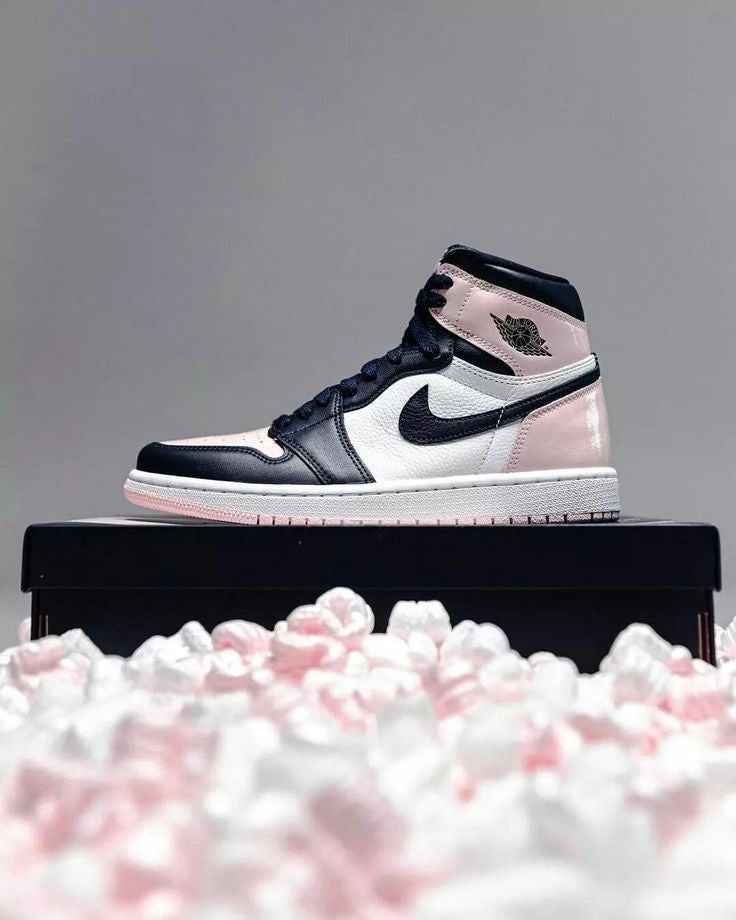 Air Jordan 1 Retro Bubble Gum High Wmns OG SE Sneakers