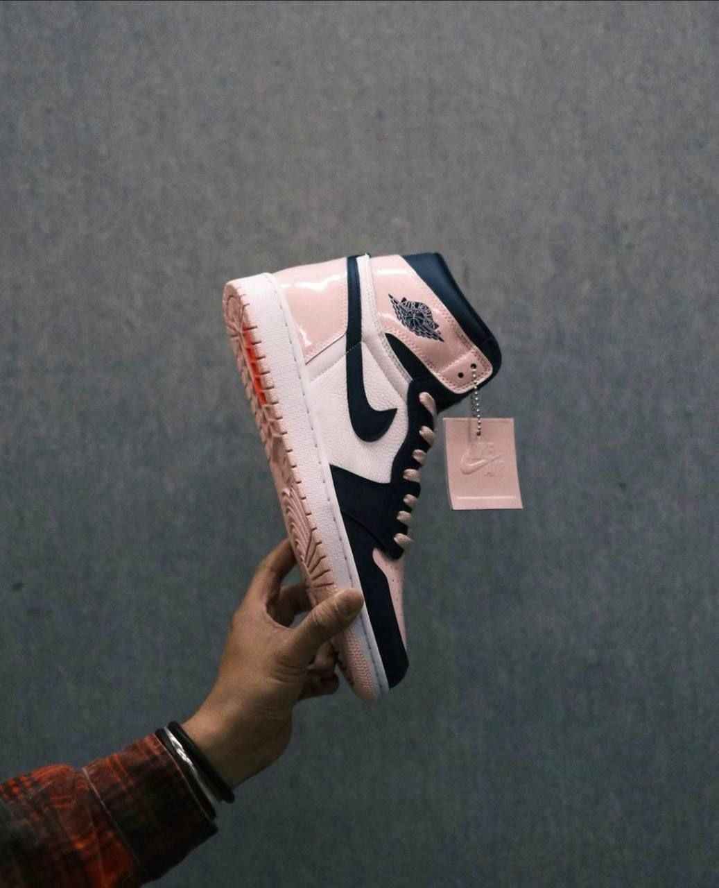 Air Jordan 1 Retro Bubble Gum High Wmns OG SE Sneakers