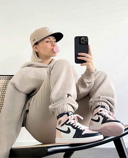 Air Jordan 1 Retro Bubble Gum High Wmns OG SE Sneakers