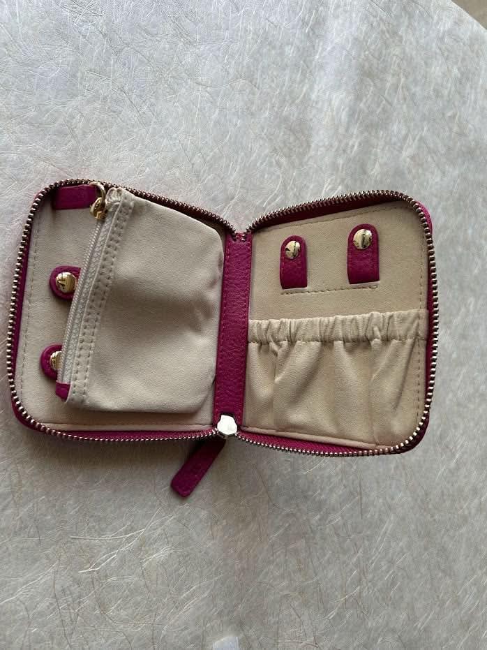 Sophia Full-Grain Leather Jewelry Storage MiamiLeathers.com