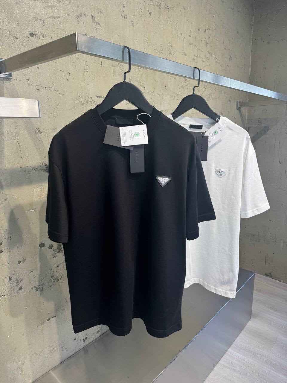 Prada T-Shirt 004 - 1