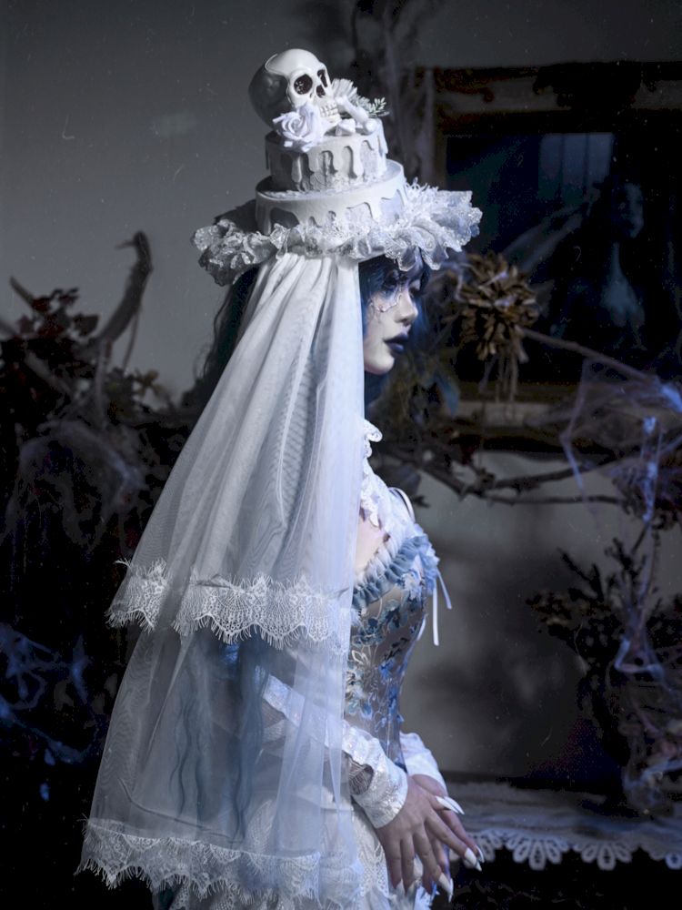 Gothic Wedding Cake Mini Hat - Wolvess