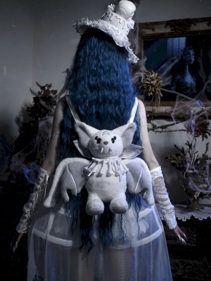 Gothic bat plush backpack with white faux fur - Wolvess