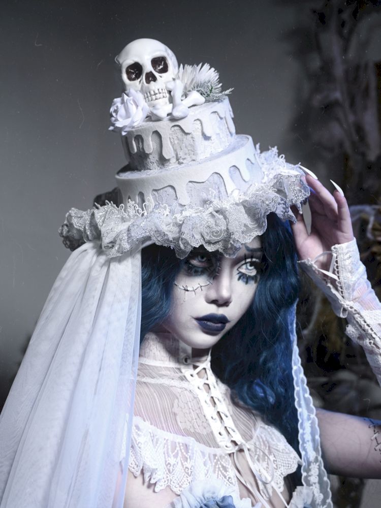 Gothic Wedding Cake Mini Hat - Wolvess