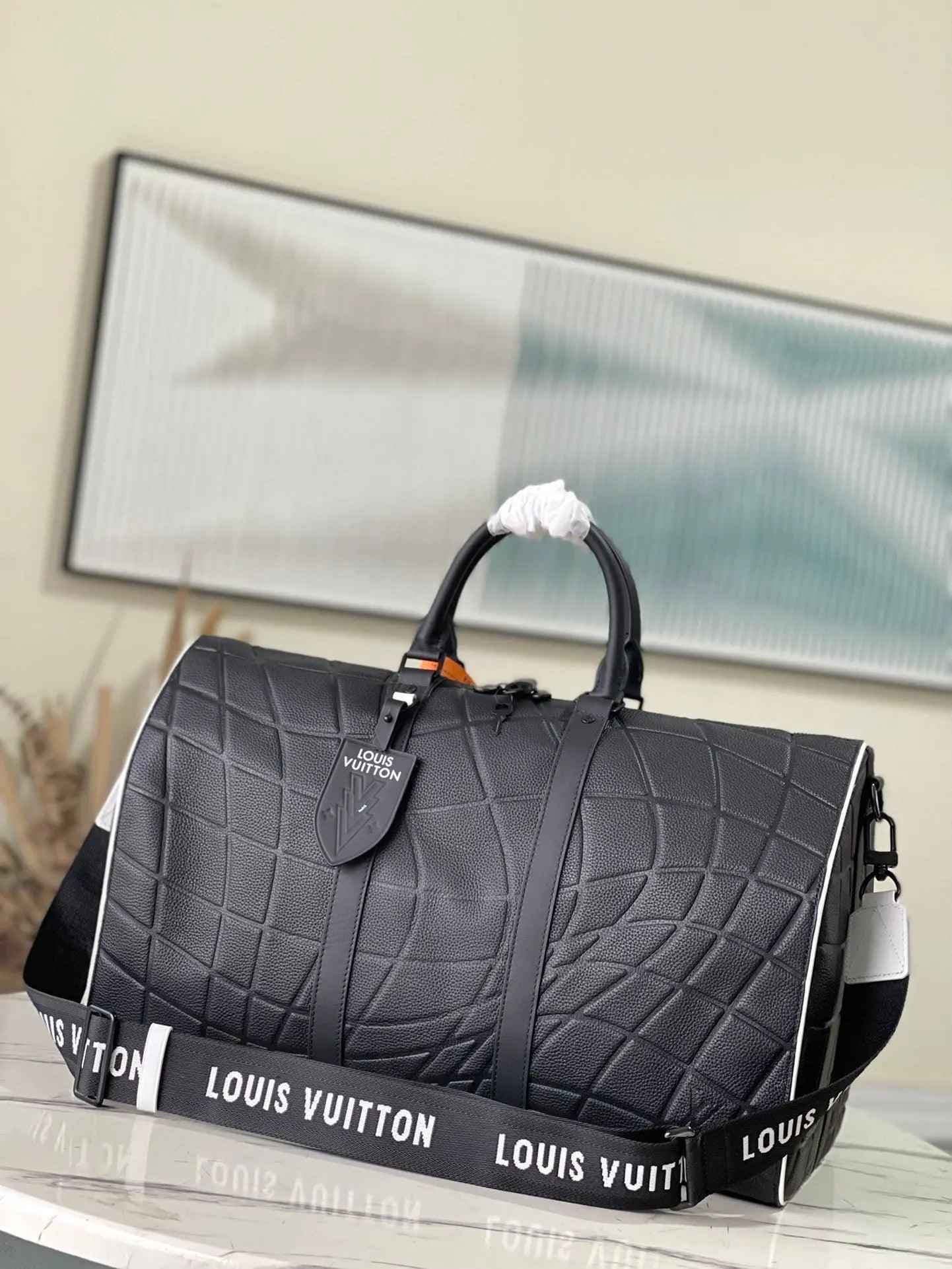LV Monogram 50 Tauri lon M21382