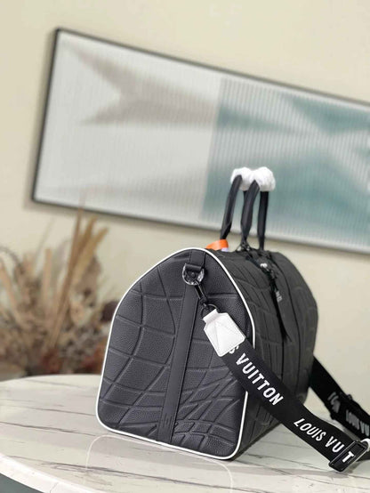 LV Monogram 50 Tauri lon M21382