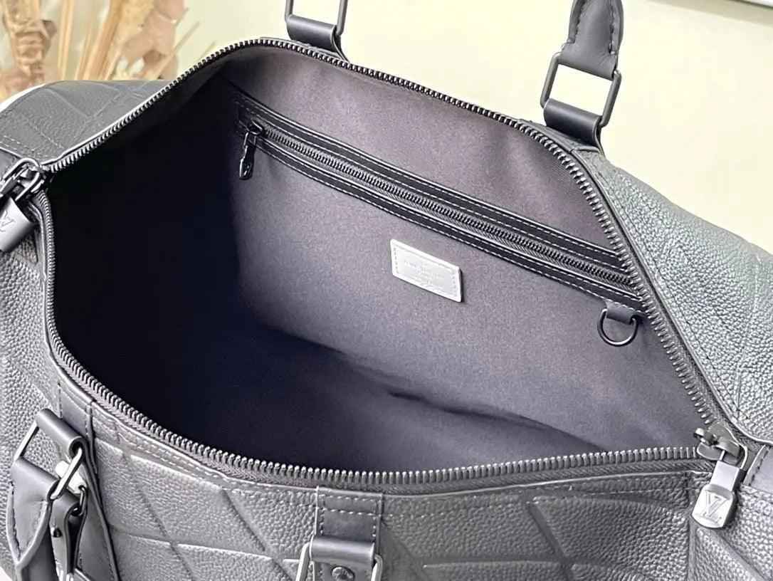 LV Monogram 50 Tauri lon M21382