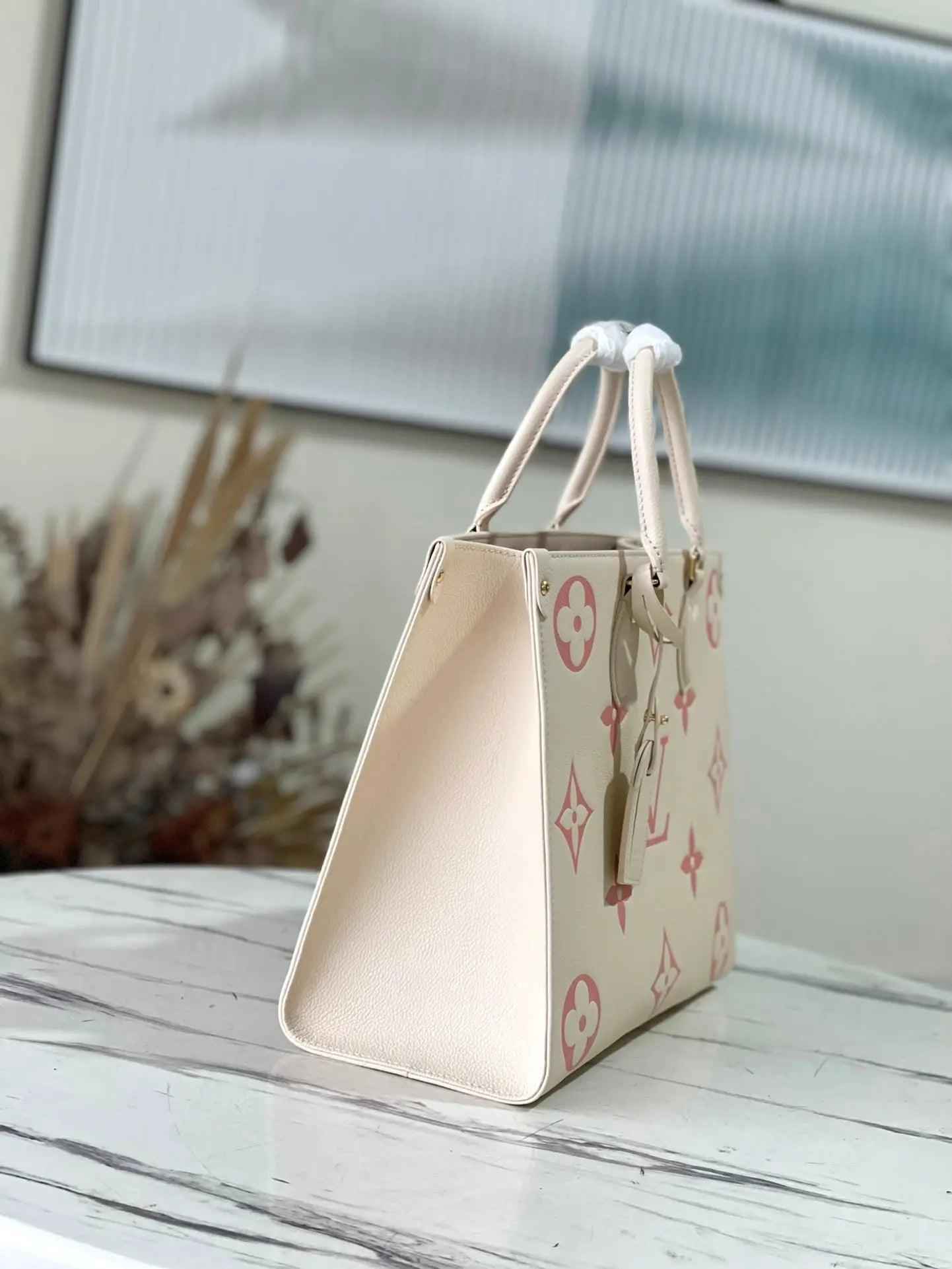 LV OnTheGo Tote Monogram M45595