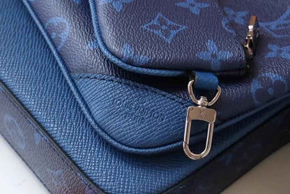 LV Taigarama Trio Monogram M30848