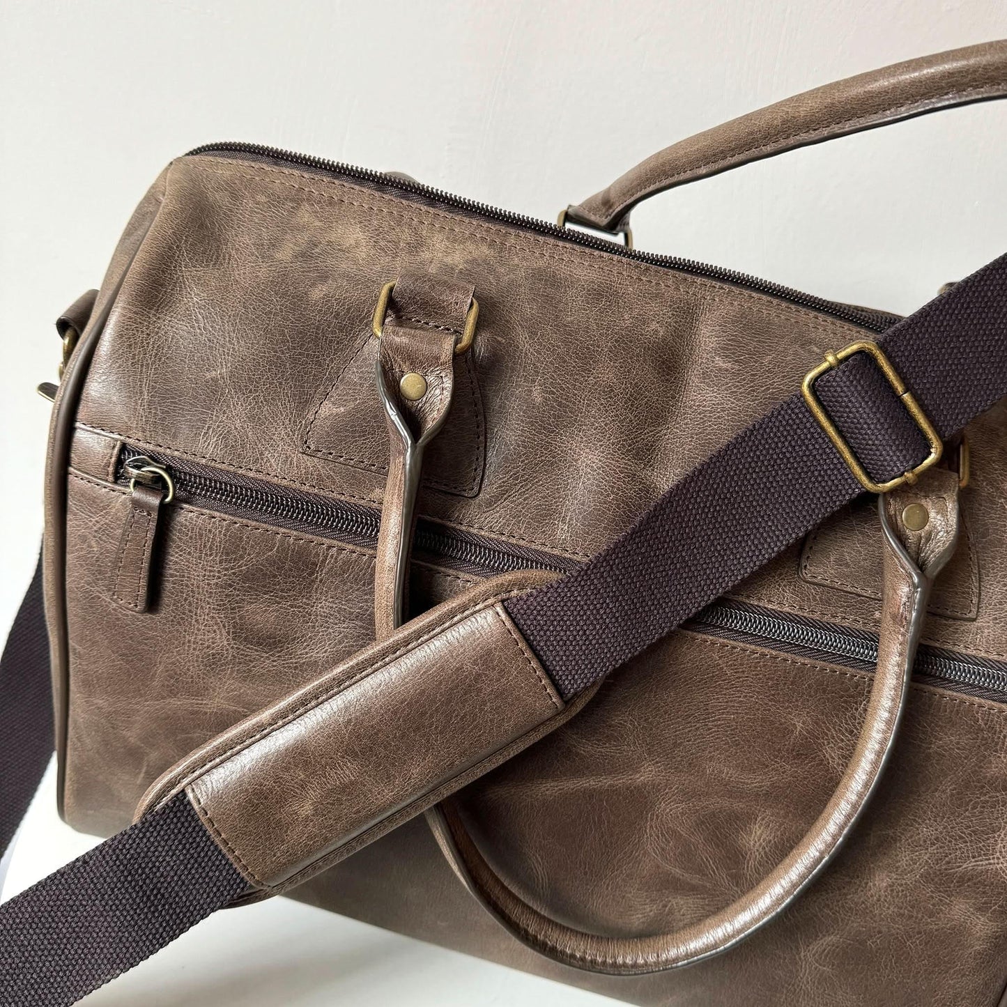 Crazy Horse Leather Weekender Travel Bag MiamiLeathers.com