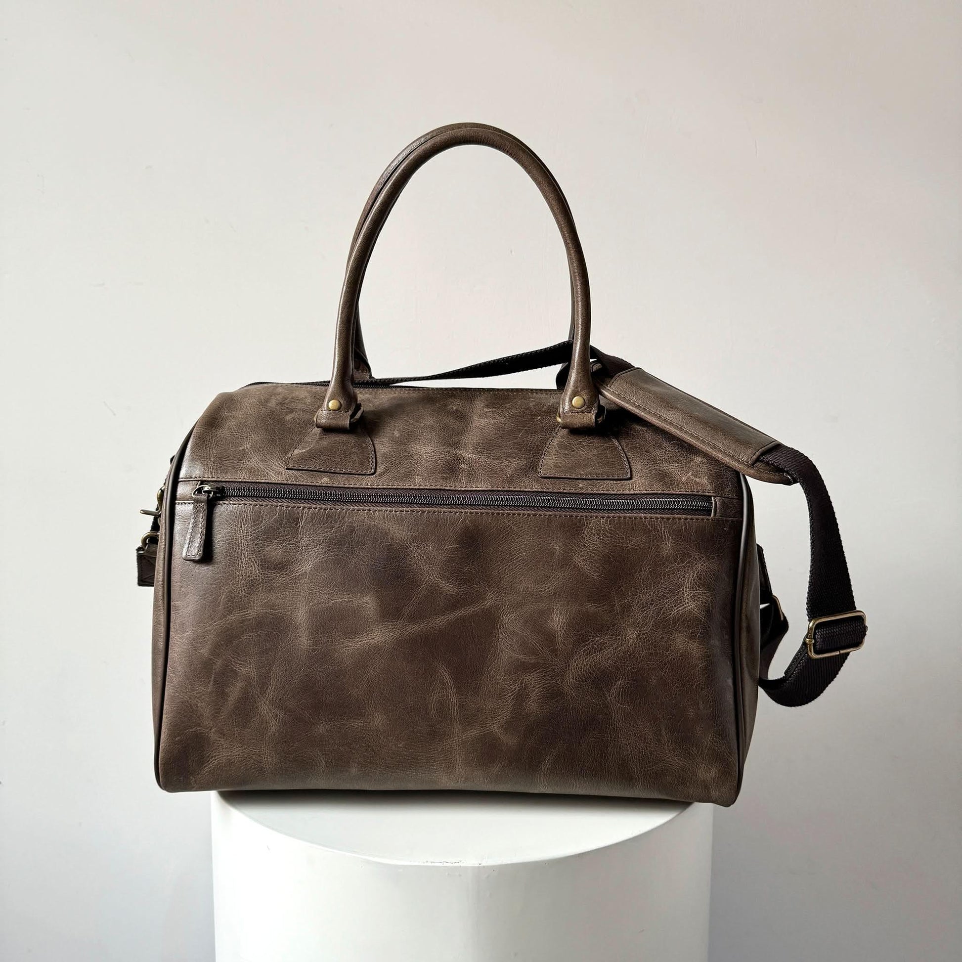 Crazy Horse Leather Weekender Travel Bag MiamiLeathers.com