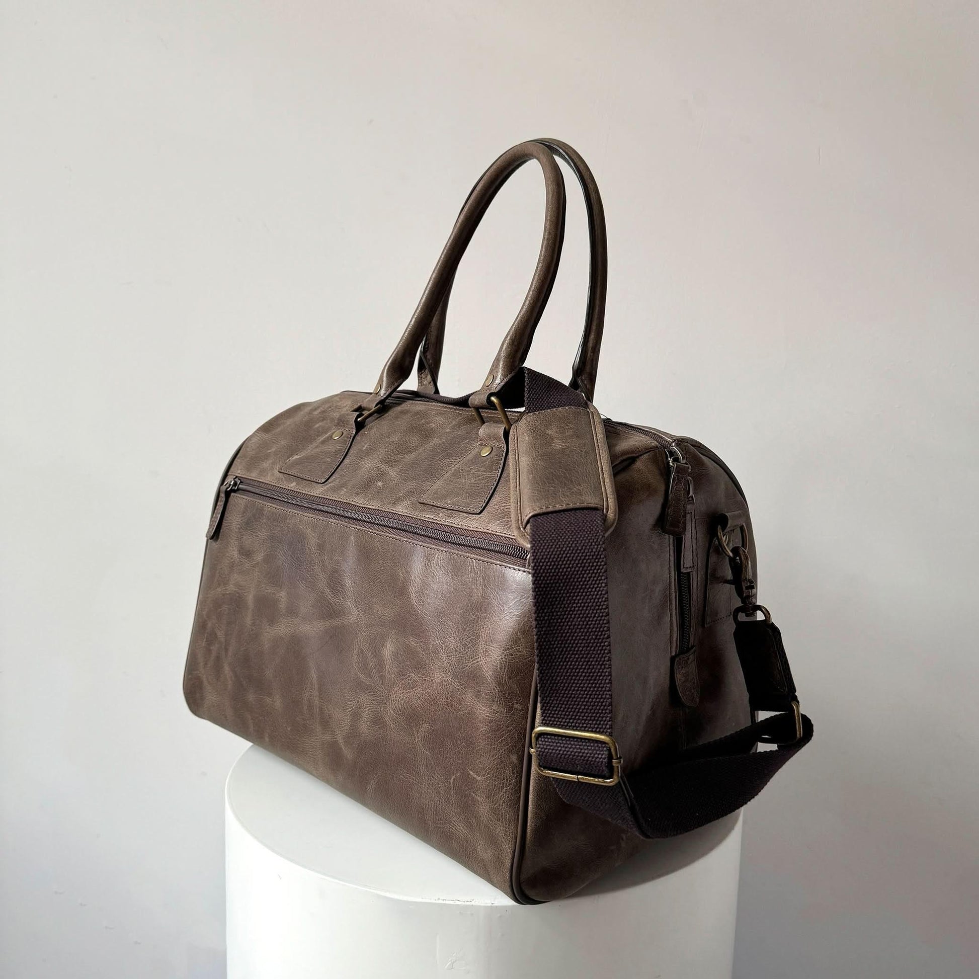 Crazy Horse Leather Weekender Travel Bag MiamiLeathers.com