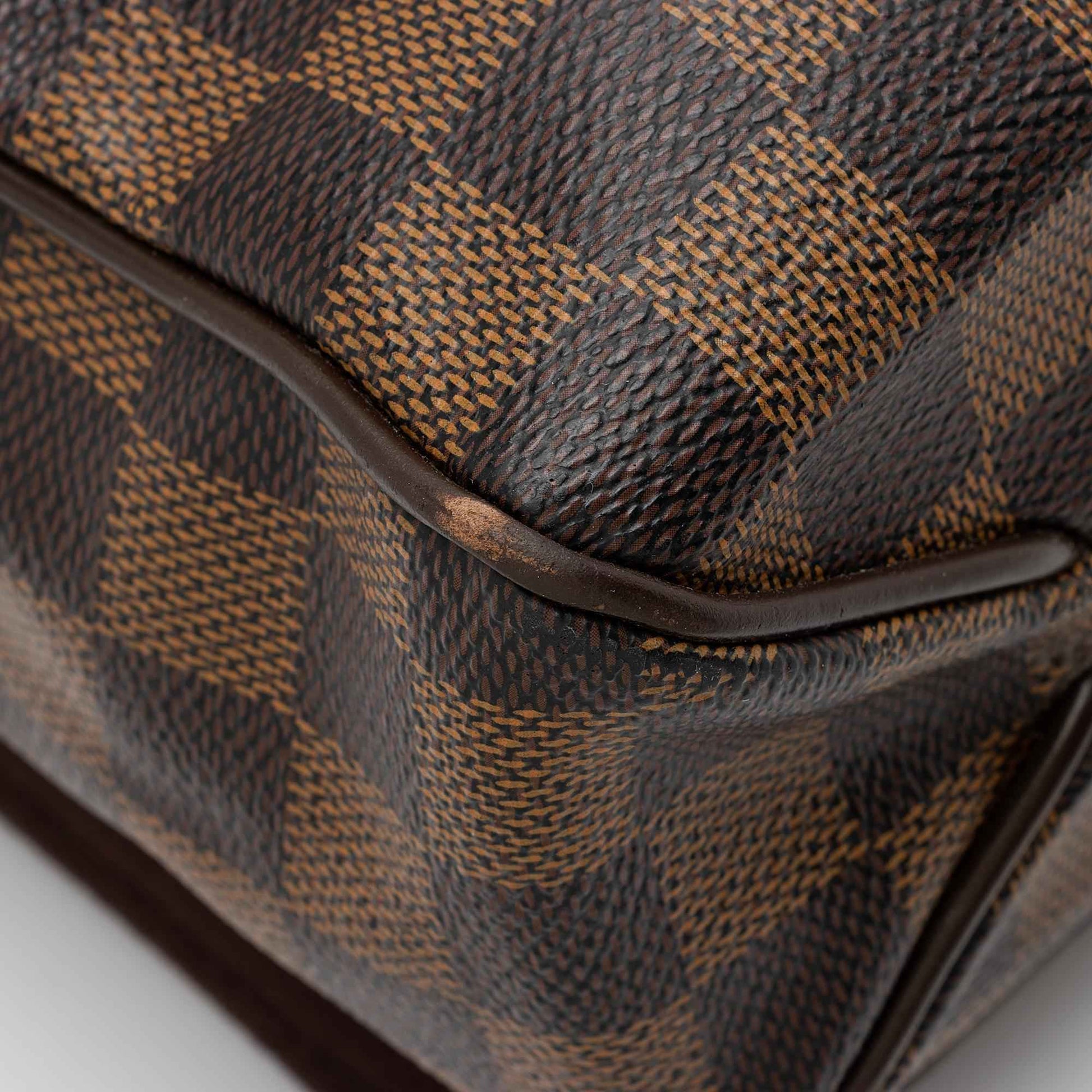 LV Damier Ebene District MM Messenger Bag