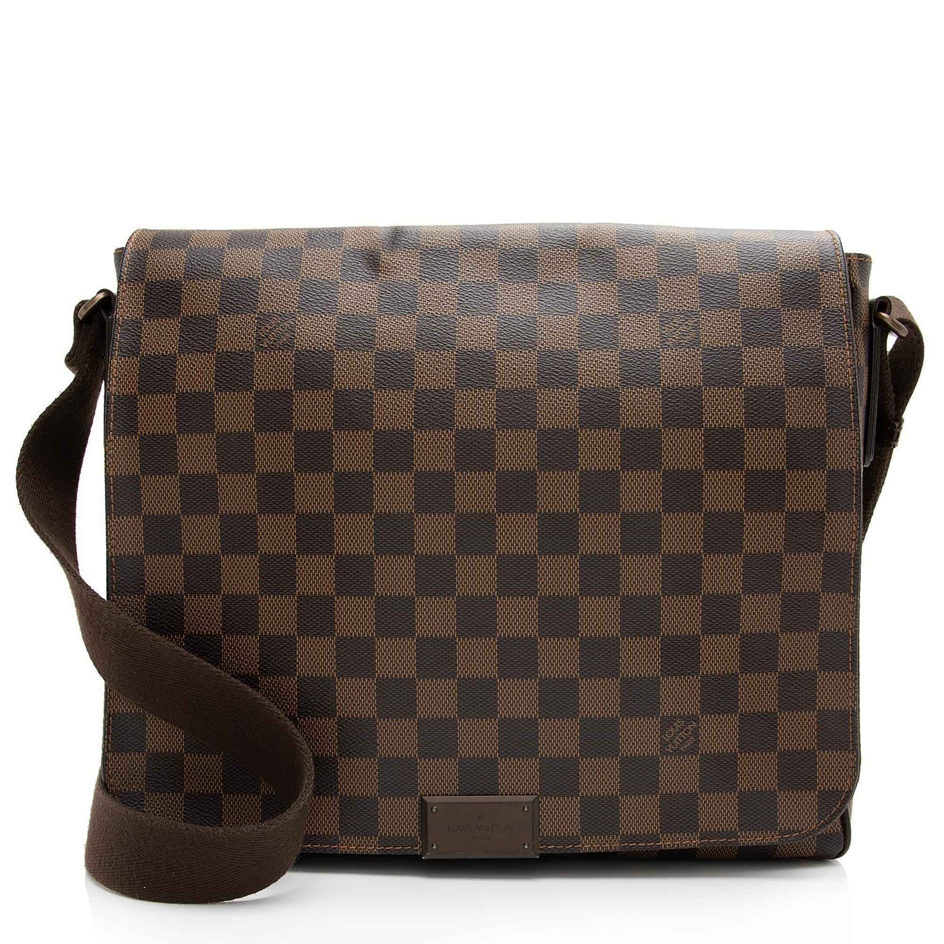 LV Damier Ebene District MM Messenger Bag